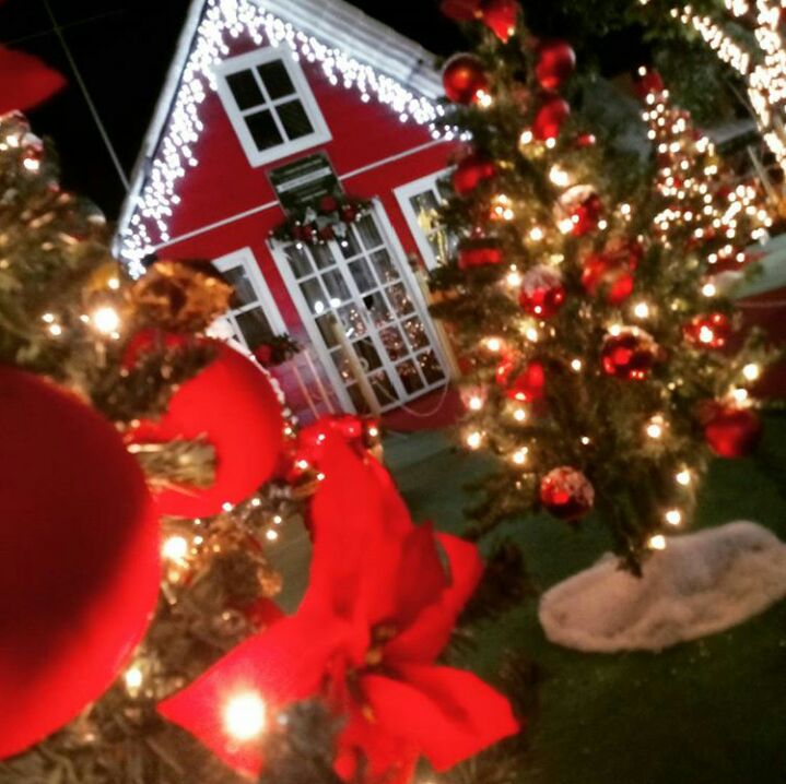 Foto - Milhares de crianças se encantaram com a Casa do Papai Noel