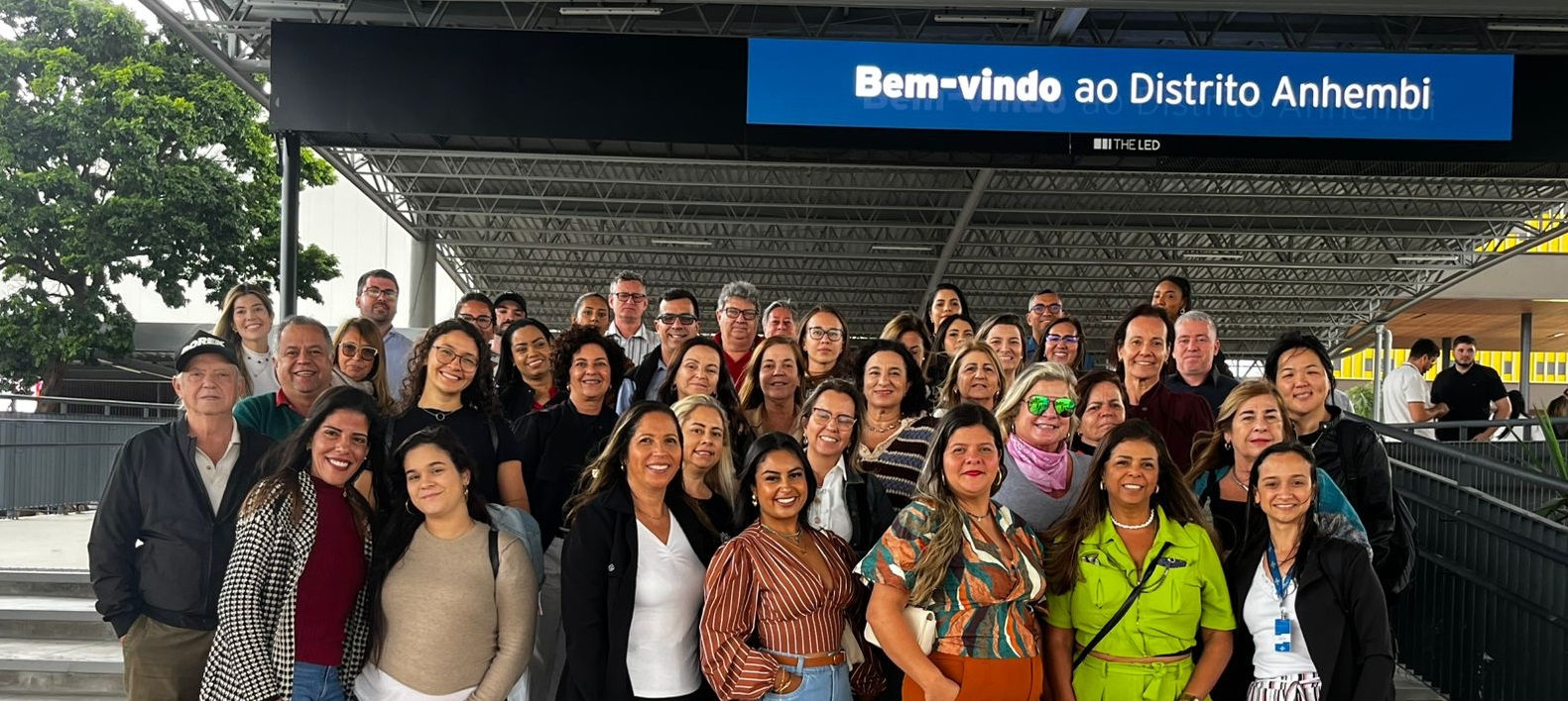 Foto - CDL BM e Sebrae marcam presença na Fispal 2025 com caravana de empresários