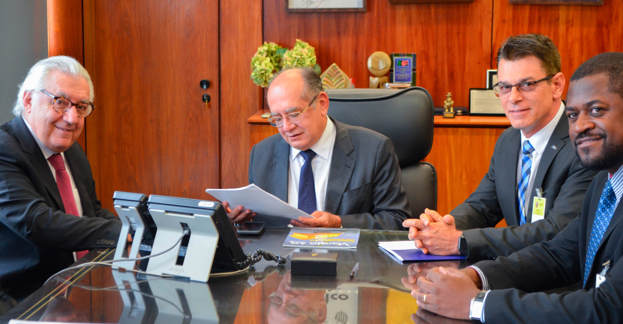 Foto - Entidades representativas das pequenas e médias empresas vão ao STF em defesa de uma carga tributária justa