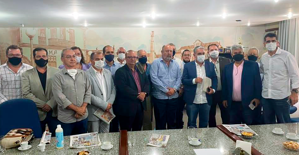 Foto - Conquistas do Movimento Lojista: Alerj aprova lei para redução de taxas em cartórios