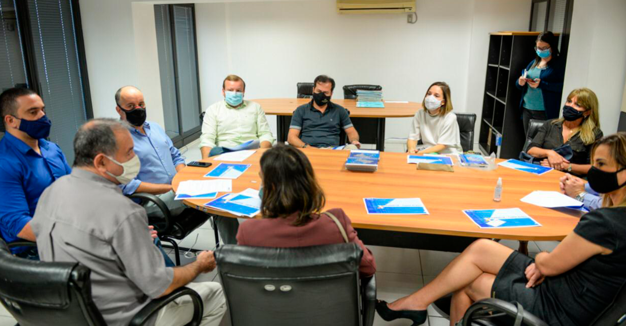 Foto - CDL participa de reunião com prefeitura  e Caixa Econômica sobre linha de crédito para bares e restaurantes