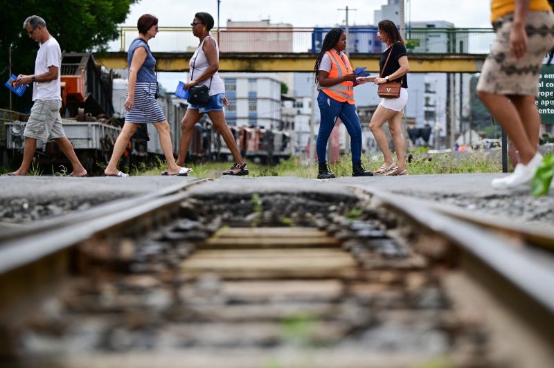 Foto - Entidades de Barra Mansa solicitam ao ministro dos Transportes intervenção em travessias ferroviárias